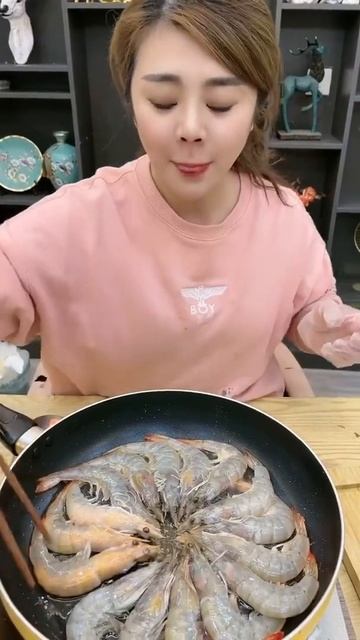[Mukbang ASMR] Eating Giant Lobster🦞Spicy SeafoodBoil Abalone(Eat at home show)