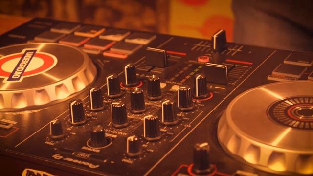 Алексей GARLEN Сергеев LIVE (КАРТИНА МАСЛОМ) смотреть онлайн