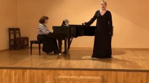 «Ай, дедушка, дедушка»             (Русская народная песня в обработке В. Красноглядовой)