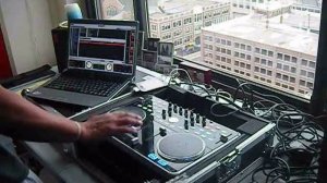 Flipstyle  I Touch the Groove 11.09 Vestax VCI-300