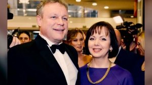 58-летний актер Сергей Жигунов женился в третий раз на Виктории Ворожбит