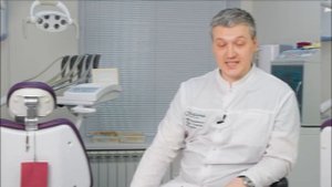 Как правильно носить зубные протезы? ГЛАВНЫЕ ОШИБКИ ПРИ НОШЕНИИ ПРОТЕЗОВ! Советы стоматолога