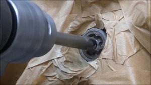 как высверлить шпильки ,и болты