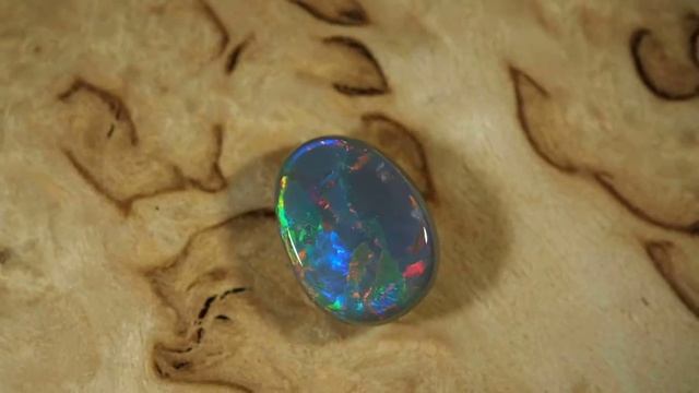 Очень красивый черный опал из Австралии. смотреть онлайн