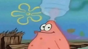 Патрик с бутылкой на голове