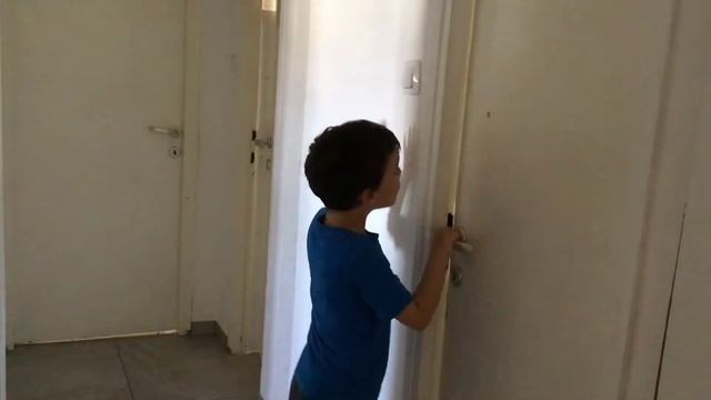 !Фредди устроил большой пранк над Мишей! смотреть онлайн