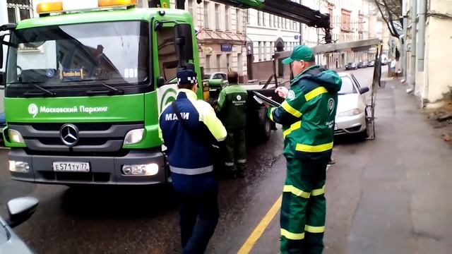 Беспредел эвакуатор работает без ГАИ смотреть онлайн