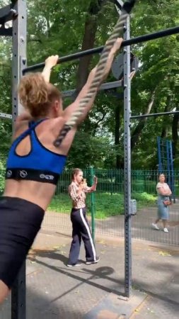 Девушки в спорте