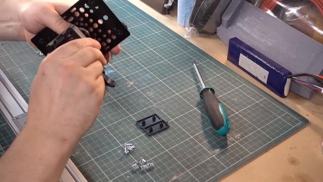DIY manual Camera Slider for videography