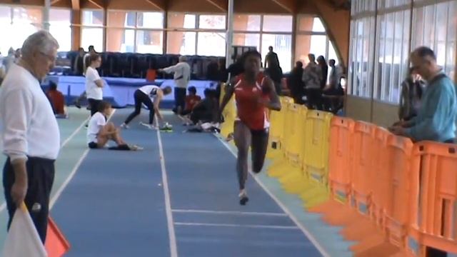 Atletica : Stefania Ackon - Il salto da 5.61 m CAMPIONATI REGIONALI INDIVIDUALI Aosta 3 feb 2013 - смотреть онлайн