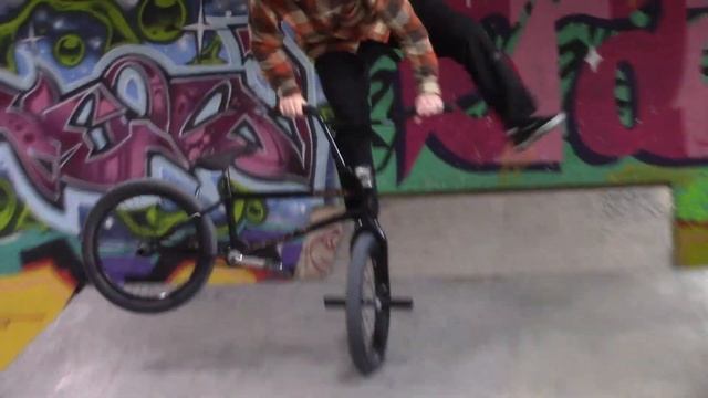 ТУСОВКАМИНСКАЯ -  BRO WE FILMING смотреть онлайн