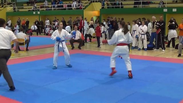 Hana Suša AKA - Karate klub Brežice  Žalec 14.03.2015: kumite