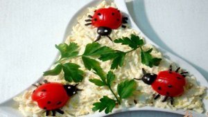 Салат из сырочков