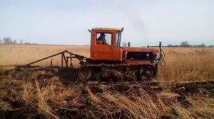 Дт-75 Осенняя пахота.