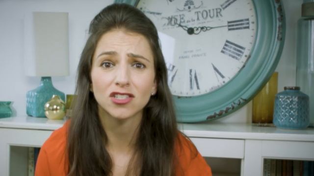 Can Older Men Date Younger Women? The Female POV | Wing Girl Minute смотреть онлайн