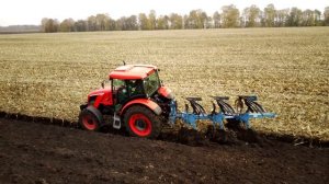 Пахота! Трактор Zetor Proxima Power 120 з плугом Lemken
