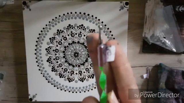 Dot mandala painting #11 - Sfumature di Grigio pt.3 - Gray Shades pt.3