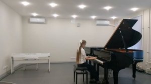 Завадская Диана, 2 кл., 
Е. Олёрская "Обязательный этюд"
