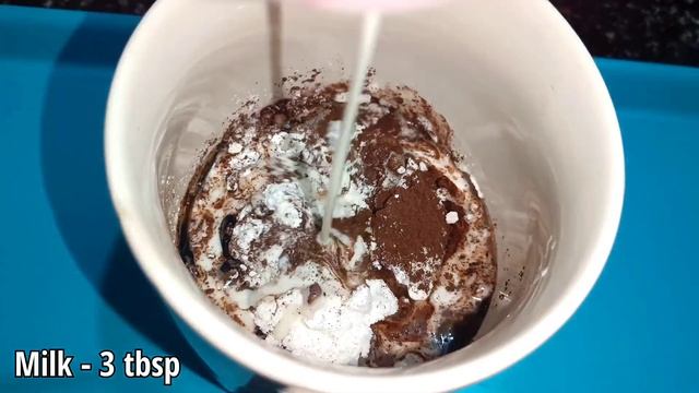 DO ONE MINUTE MUG CAKE IN MICROWAVE || CHOCOLATE CAKE || AMY WINTER KITCHEN смотреть онлайн