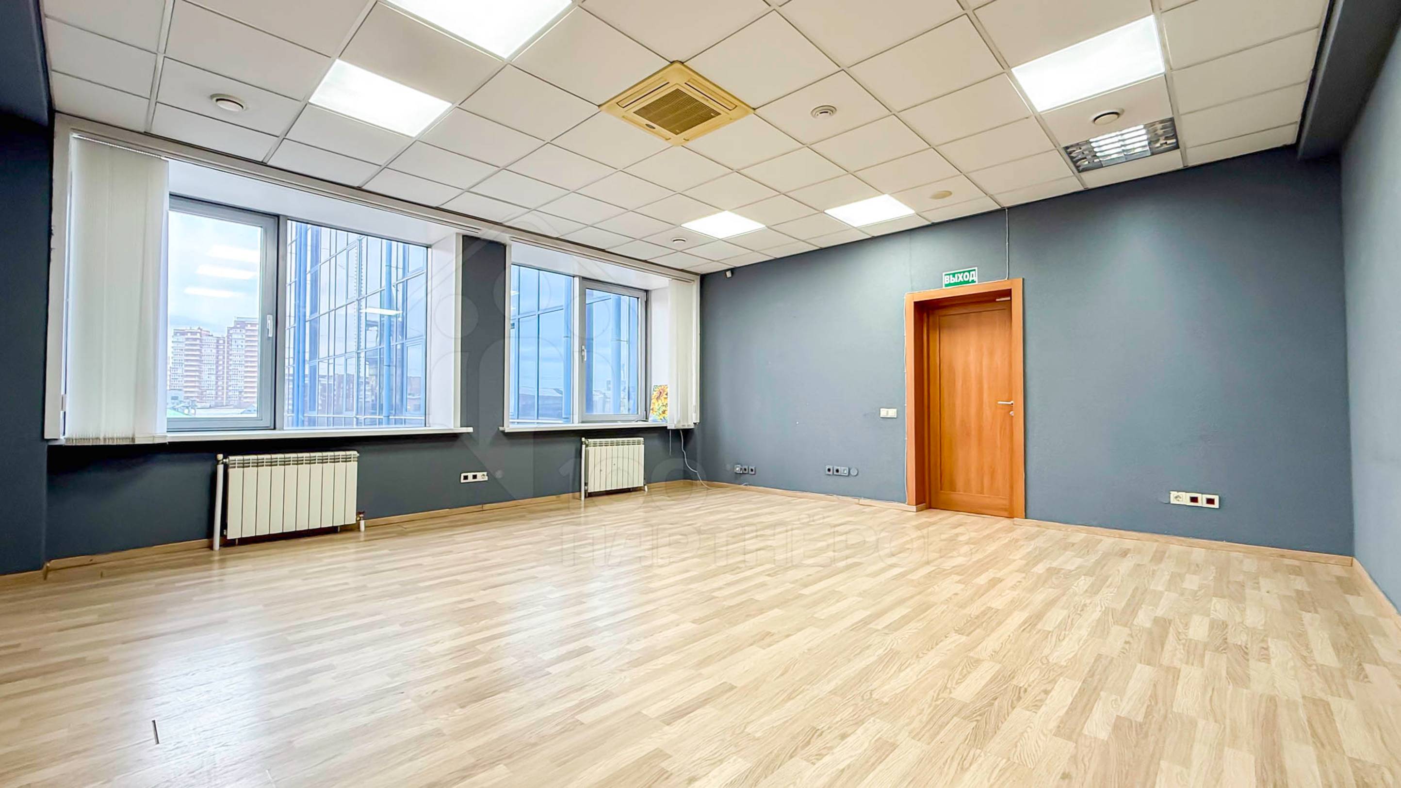 Обзор офиса в БЦ Зеркальный по адресу: ул. Горная 24 смотреть онлайн