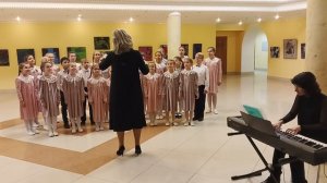 "Рождественская ночь" - муз.А.Столяр , сл.М. Серебряковой