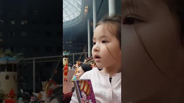 Отдых в Корее для детей Lotte World смотреть онлайн