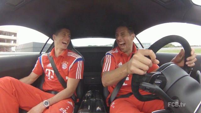 Audi driver safety training - Cockpit Camera смотреть онлайн