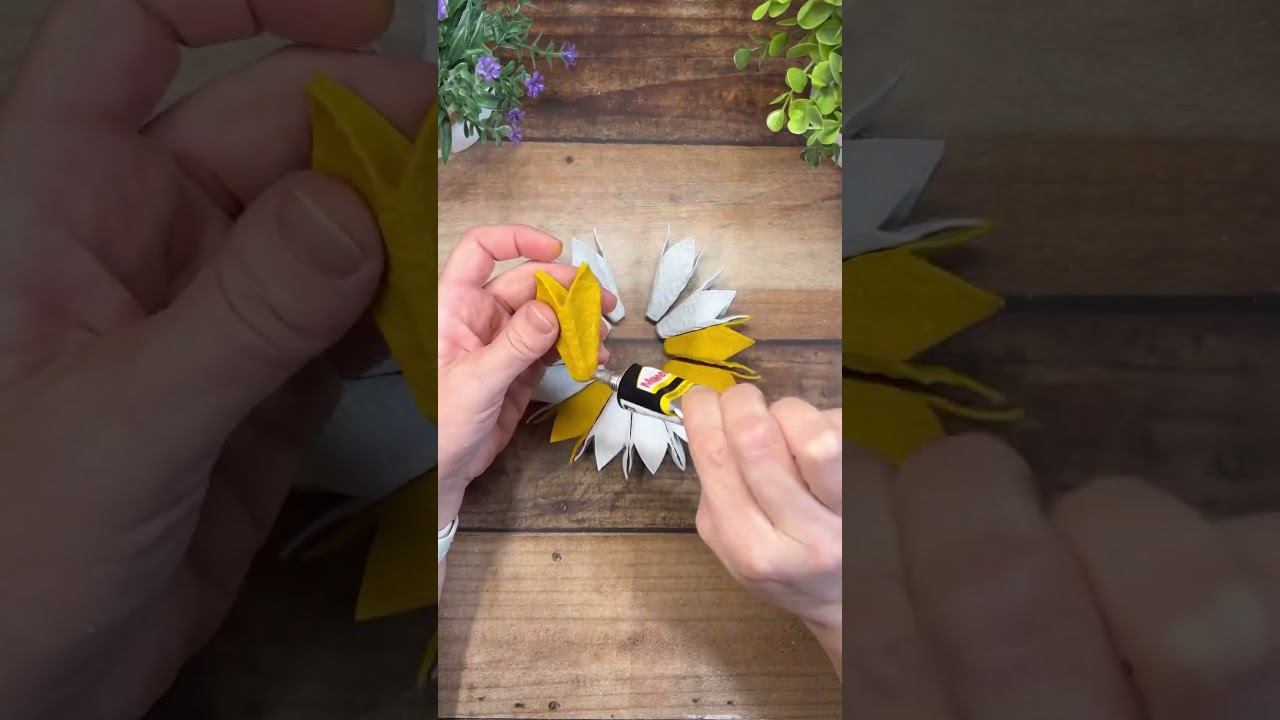 Яичные лотки в дело! #crafter #diycraft #craftdiyideas #diyhomedecor #mydiy #diyandcrafts смотреть онлайн