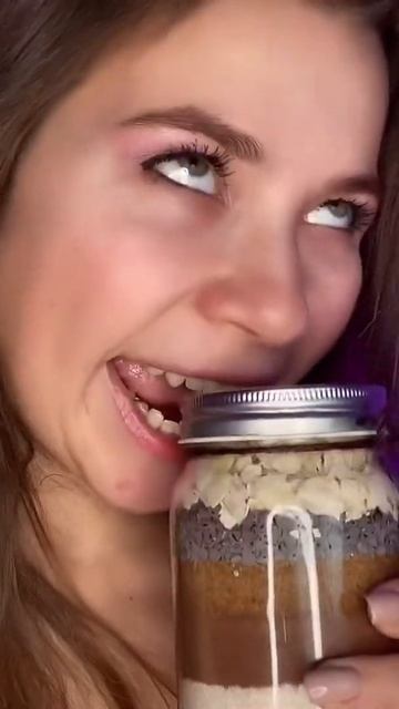 ПОДАРИЛИ КОРОБКУ БАЛЬЗАМОВ EAT MY🎁Нужно тестить их на дозоре? #сухиегубы #бальзамдлягуб #гигиеничка
