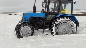 МТЗ-952.2 Беларус покоряет сугробы.