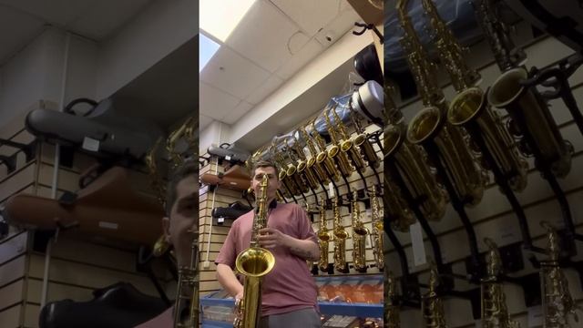 “Borgani” Tenor Saxophone. смотреть онлайн