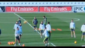 КАК ТРЕНИРУЕТСЯ КРИШТИАНУ РОНАЛДУ   ФИНТЫ И ГОЛЫ