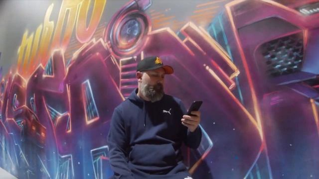 MOVED INTO THE BEST GARAGE WORKSHOP IN THE WORLD- NEW MANCAVE смотреть онлайн