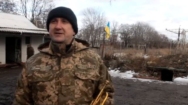 Оркестр 93-ї ОМБр виступає на передовій смотреть онлайн