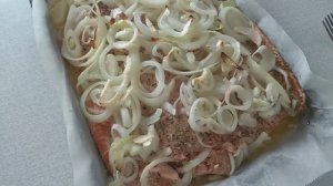 Чавыча (лосось) в духовке.
