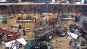 TOYAN FS L200 on the steel Kirovets model