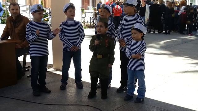 Песня Прадедушка.  Эммануил. Сочи. смотреть онлайн