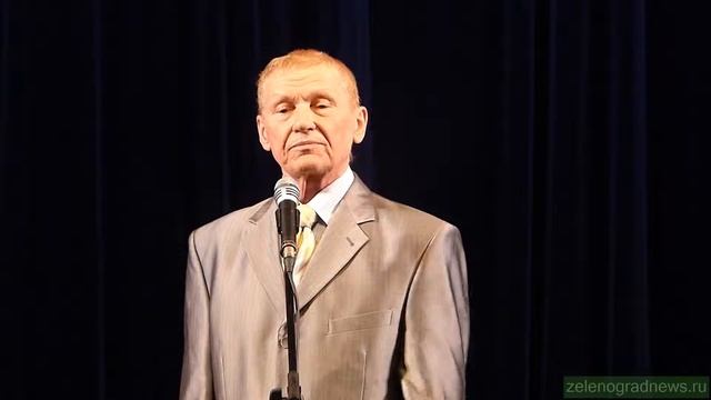 Анатолий Макеров - Скажите, девушки, подружке вашей... (А. Фальво) смотреть онлайн