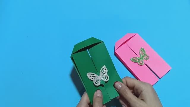 ПОРХАЮЩИЕ БАБОЧКИ