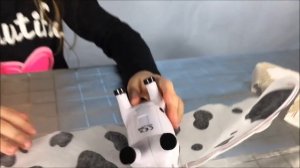 Летающая корова. Распаковка игрушки цепляем к потолку Flying cow unboxing toy and play