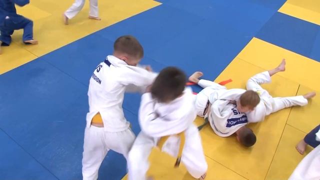 День борьбы в Приволжске. Стойка. 10.12.2023. Дзюдо смотреть онлайн