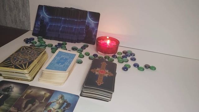 Смотреть всем! "Что стоит на пороге?!"@yana659 #раскладтаро#гадание#магия# смотреть онлайн