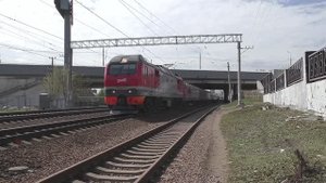 Электровоз ЭП2К-325 (ТЧЭ-6) со скорым фирменным поездом "Лотос" №006Ж Астрахань - Москва.