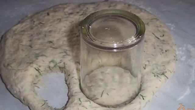Укропные сконсы с соленой рыбкой