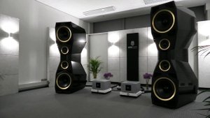High End 2018 Munich: Göbel Audio - Divin Majestic - The biggest loudspeakers at the show