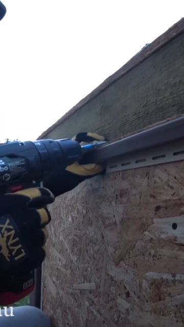 Будка для собаки . На даче жить #shorts смотреть онлайн