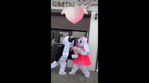 ростовая кукла зайка. выписка с роддома, встреча гостей