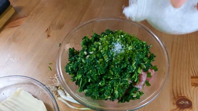 【静静姐的厨房】上海荠菜馄饨 | 荠菜馄饨 | Shepherd's Purse Wonton，鲜嫩多汁 смотреть онлайн