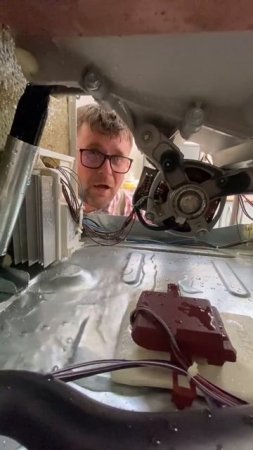 Поддержи лайком и расскажи пожалуйста смешную историю при ремонт стиральных машин или холодильников
