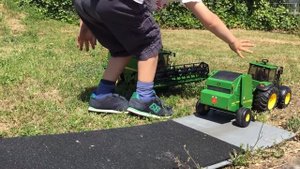 BRUDER JOHN DEERE Combine Harvester ♦ BRUDER Toys Farm Gear for Children